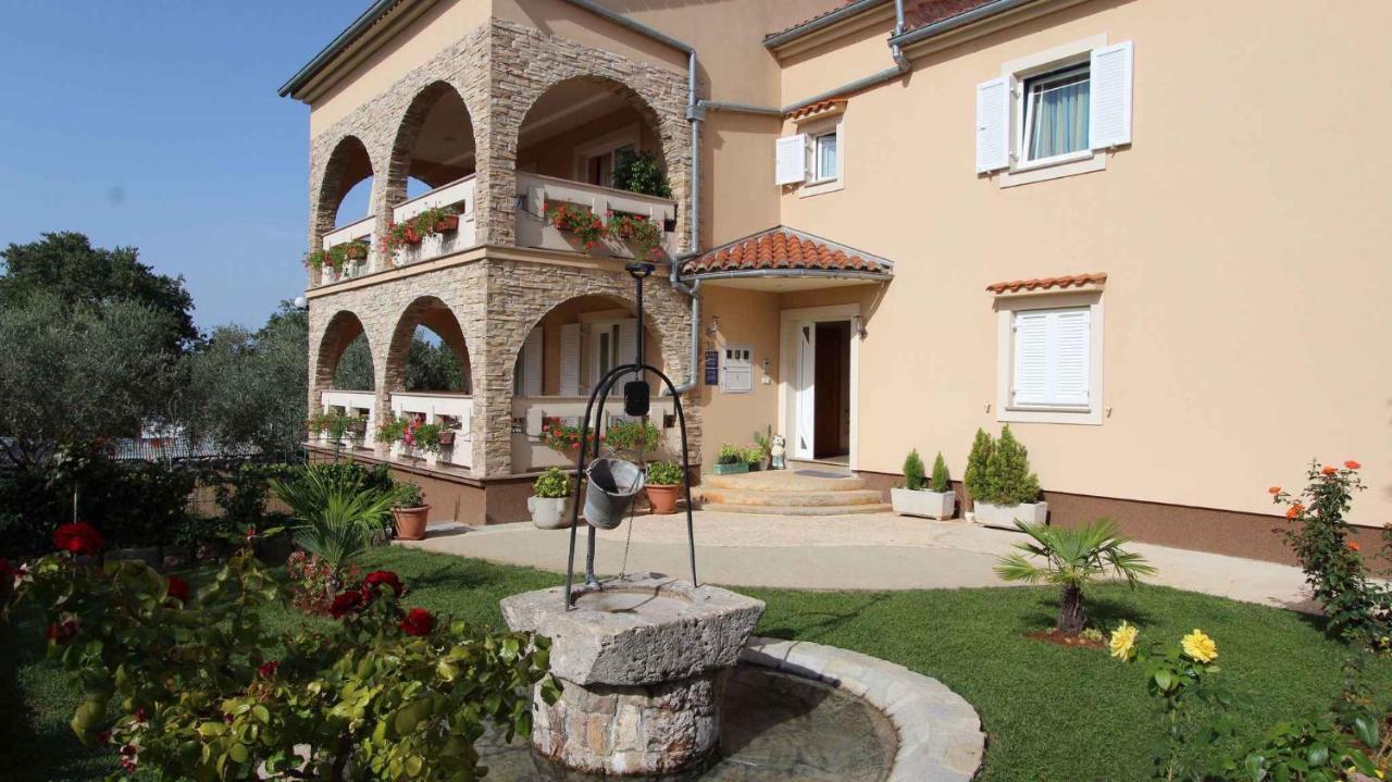 Malinska Apartment 1 Sveti Anton  Exteriér fotografie
